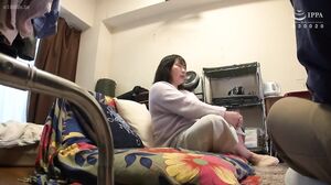 C-2994 知り合いの熟女に「ヤラせて下さい！！」と、土下座で頼み込んでみた。【四】