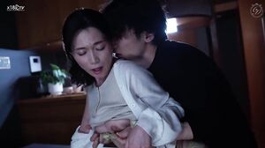 DLDSS-556 これから親父が義母さんを抱く前に僕が孕ませてあげるからー。 小泉玖美