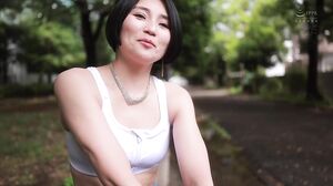 MFYD-207 性欲が狂ってる！恵比寿の某高級パーソナルジムトレーナー人妻・篠原あまねAVデビュー！ 体づく