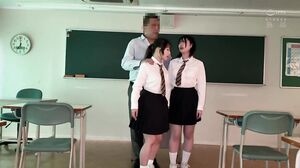 MUKD-589 W喉奥肉便器 募金を着服するチャリティ詐欺娘をグチャグチャにして性根を叩き壊す極悪イラマ更生