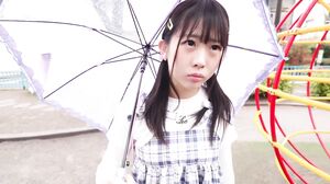 SUJI-322 小さなカラダの女の子を連れ込みパンツを脱がせて幼膣パイパンマ●コにデカチン捻じ込み中出し放題