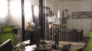 ADN-432 Closed Room Kissing President's Office Mitsumi Ann Mixed With Saliva
